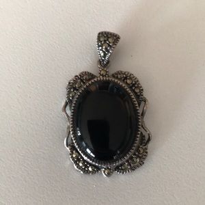 ❎❎❎ Silver pendant with black stone
